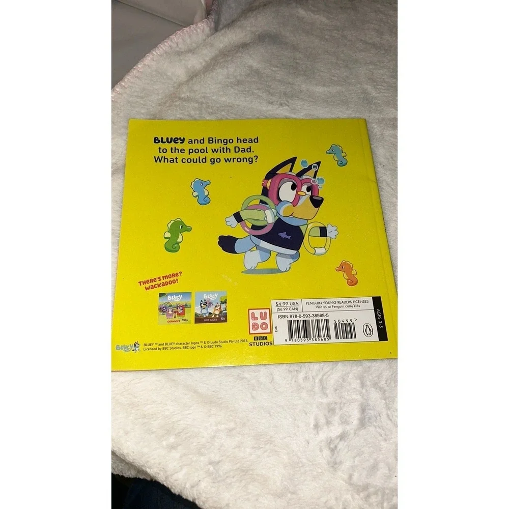 Bluey and Bingo Plush Toy Set with The Pool Paperback Book Bundle